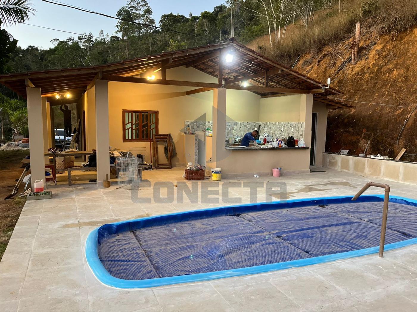Sítio à venda com 3 quartos, 100m² - Foto 1