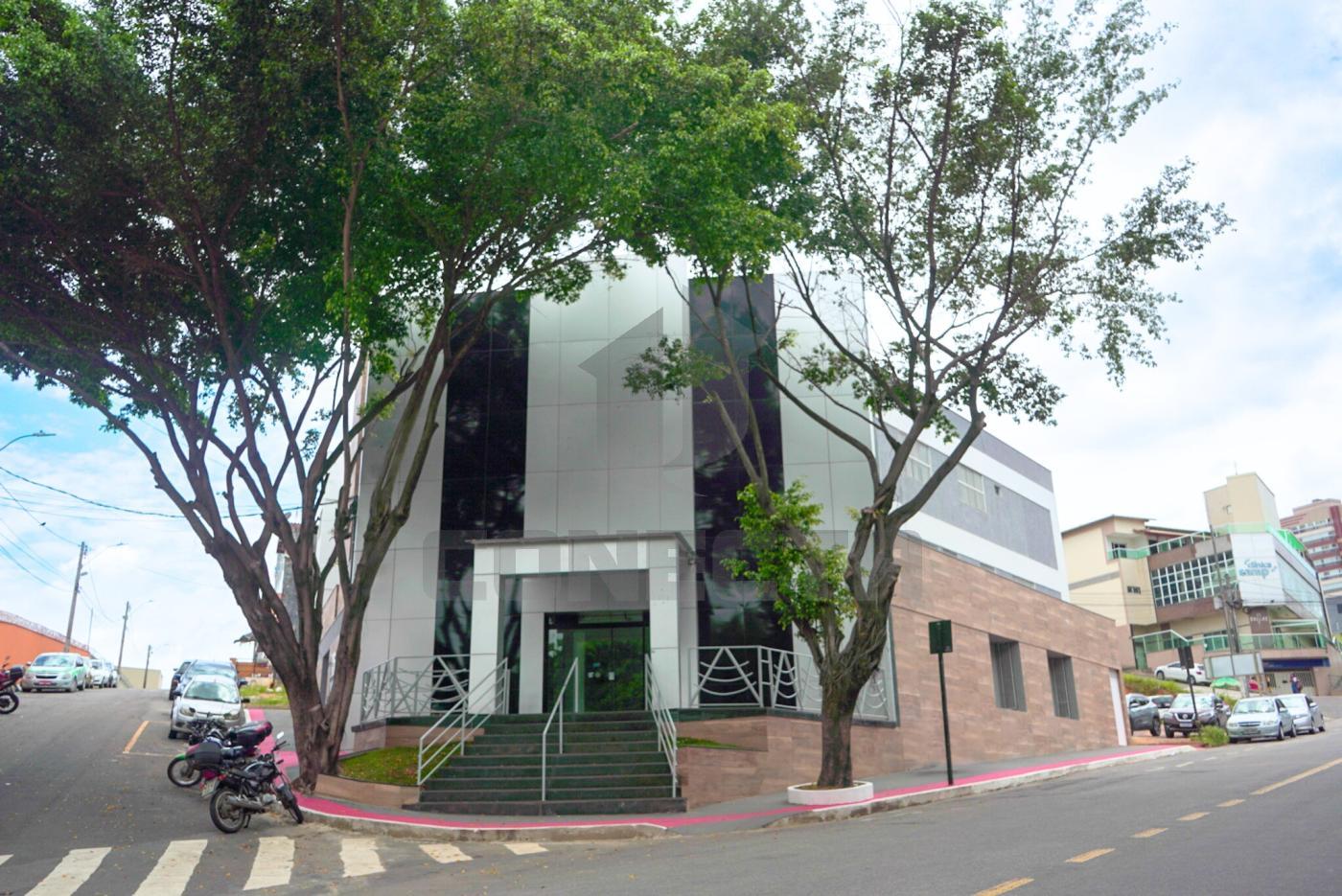 Prédio Inteiro para alugar, 946m² - Foto 1