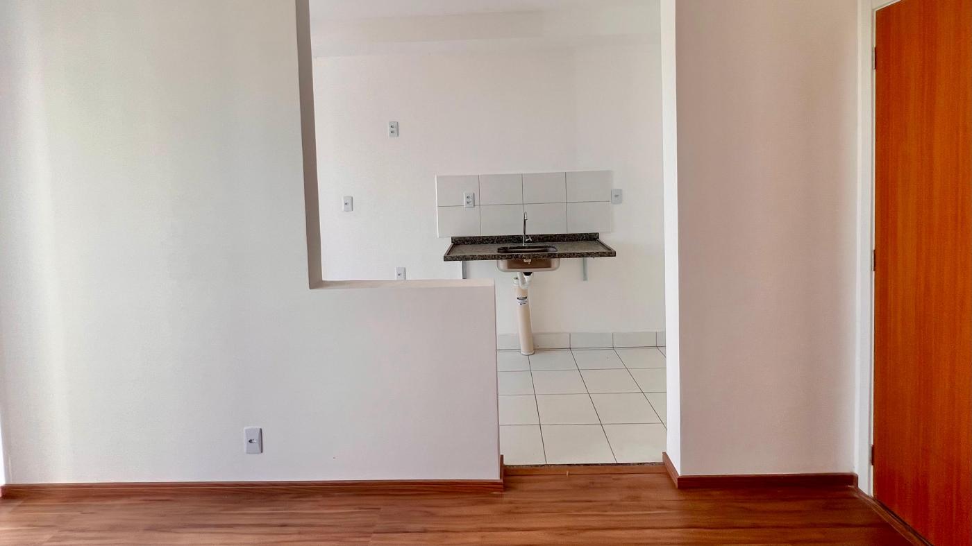 Apartamento à venda com 2 quartos, 70m² - Foto 13