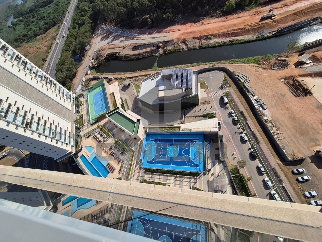 Apartamento à venda com 4 quartos, 188m² - Foto 24
