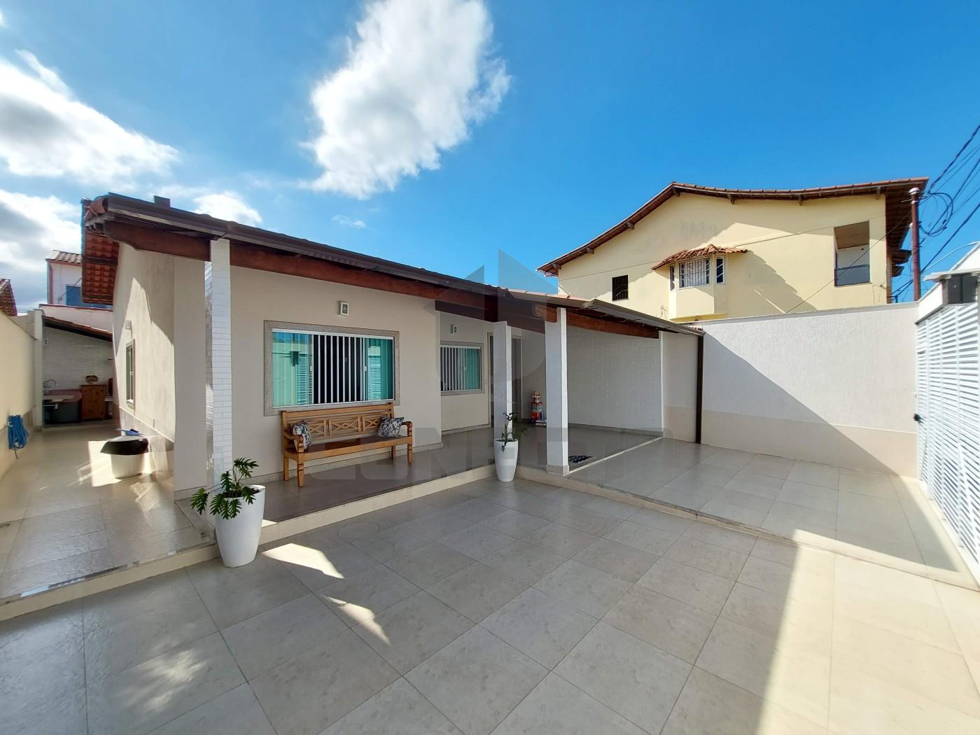 Casa à venda com 3 quartos, 124m² - Foto 2